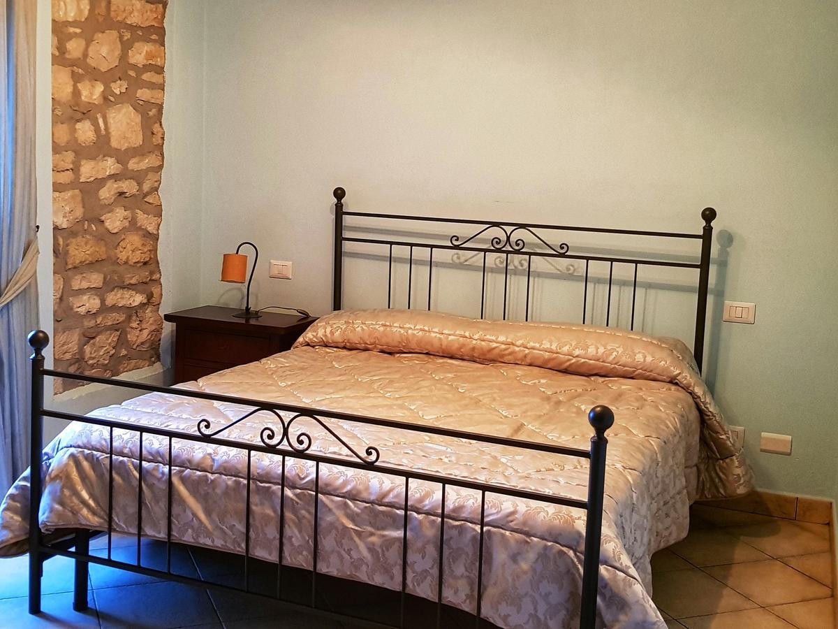 La Taverna Morcone Екстер'єр фото